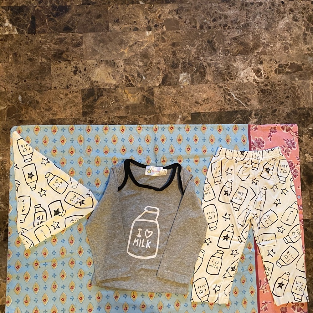 NEW 3 Piece Infants Outfit.
